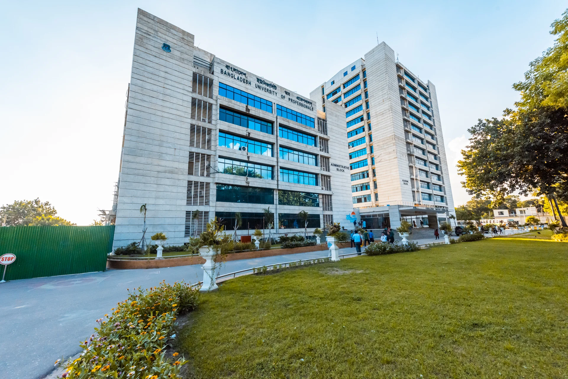 study mbbs in anwer khan medical collage in bangladesh